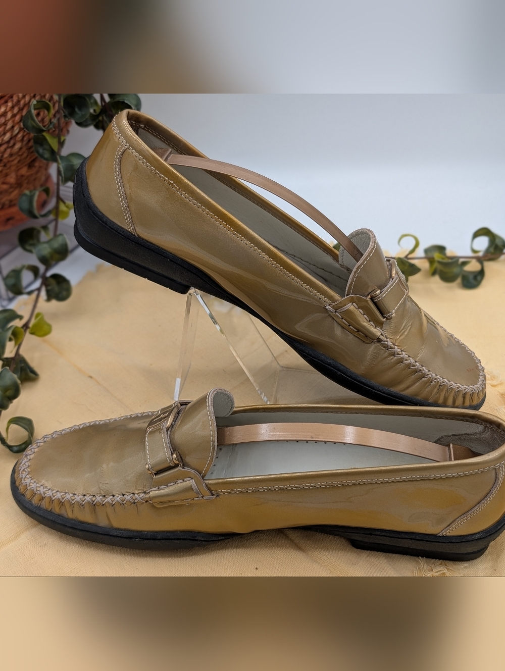 Salvatore Ferragamo Sport Loafers Women’s 9.5B Tan Leather Made in Italy Classic